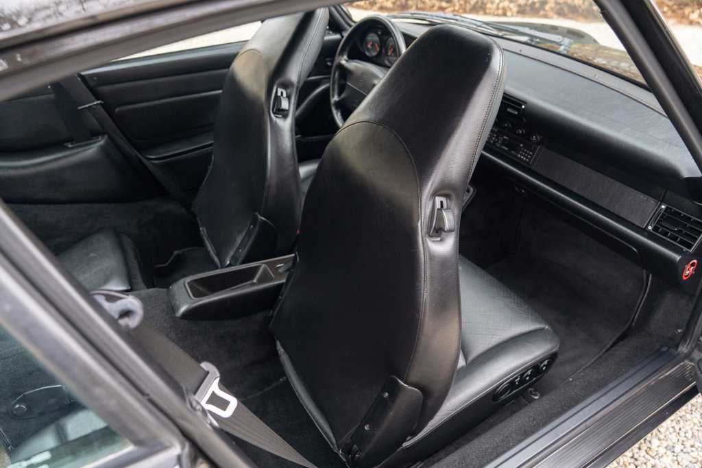 Porsche 993 Carrera 4