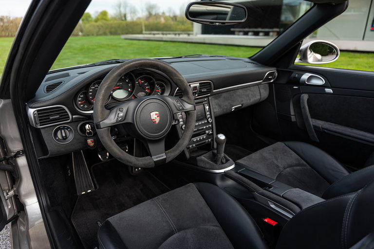 Porsche 997.2 Carrera GTS