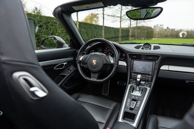 Porsche 991 Carrera 4