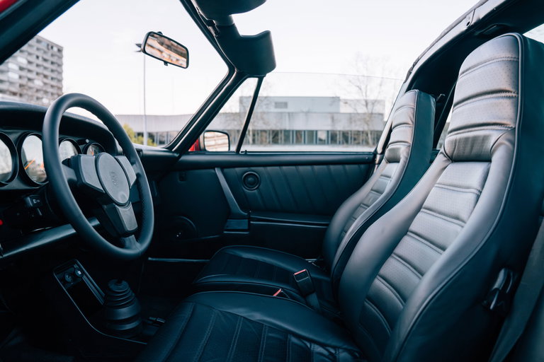 Porsche 911 Carrera 3.2 (US)