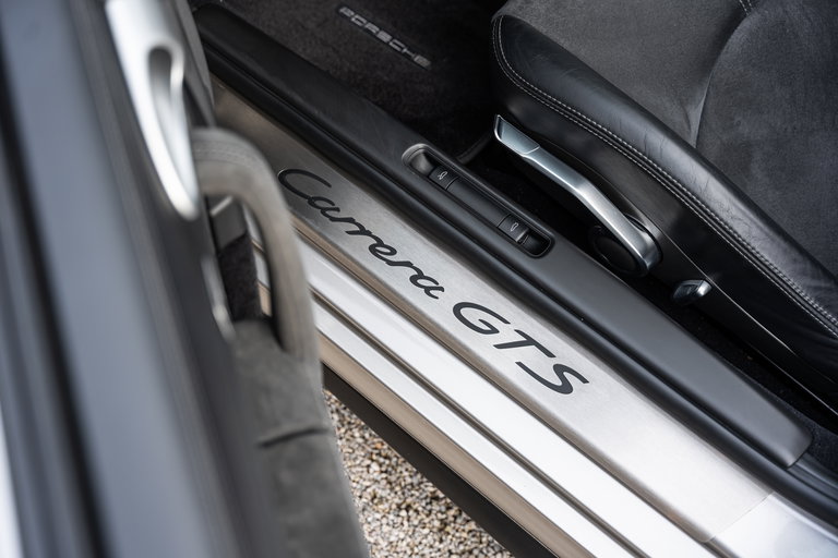 Porsche 997.2 Carrera GTS