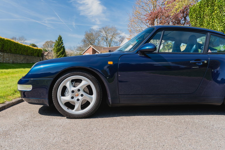 Porsche 993 Carrera 4