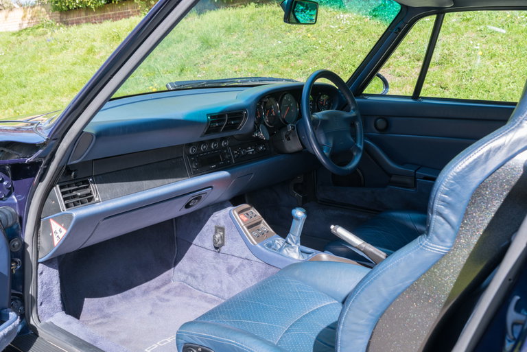 Porsche 993 Carrera 4