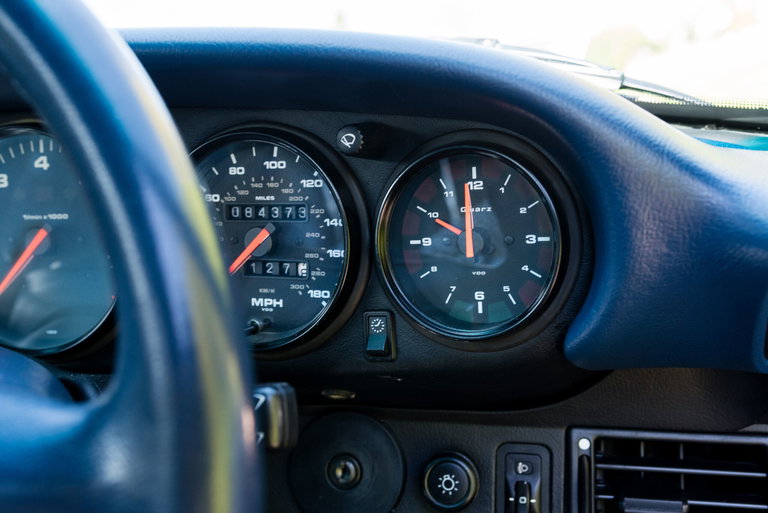 Porsche 993 Carrera 4