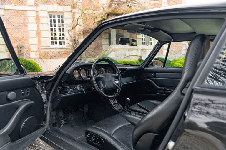 Porsche 993 Carrera 4