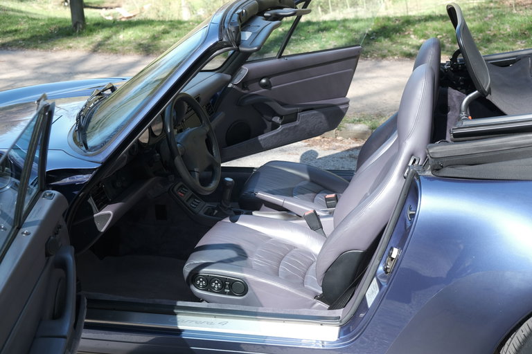 Porsche 993 Carrera 4