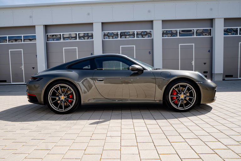 Porsche 992 Carrera S