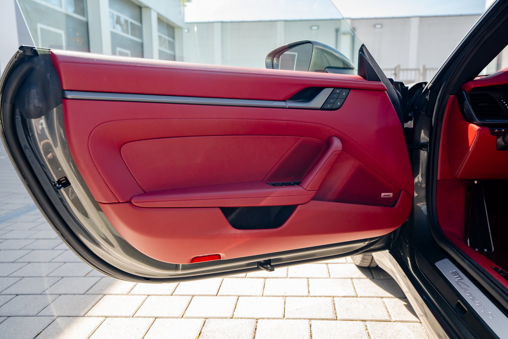 Porsche 992 Carrera S