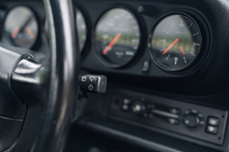 Porsche 993 Carrera 4