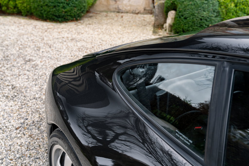 Porsche 993 Carrera 4