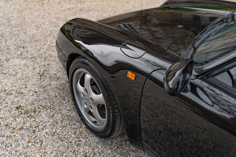 Porsche 993 Carrera 4