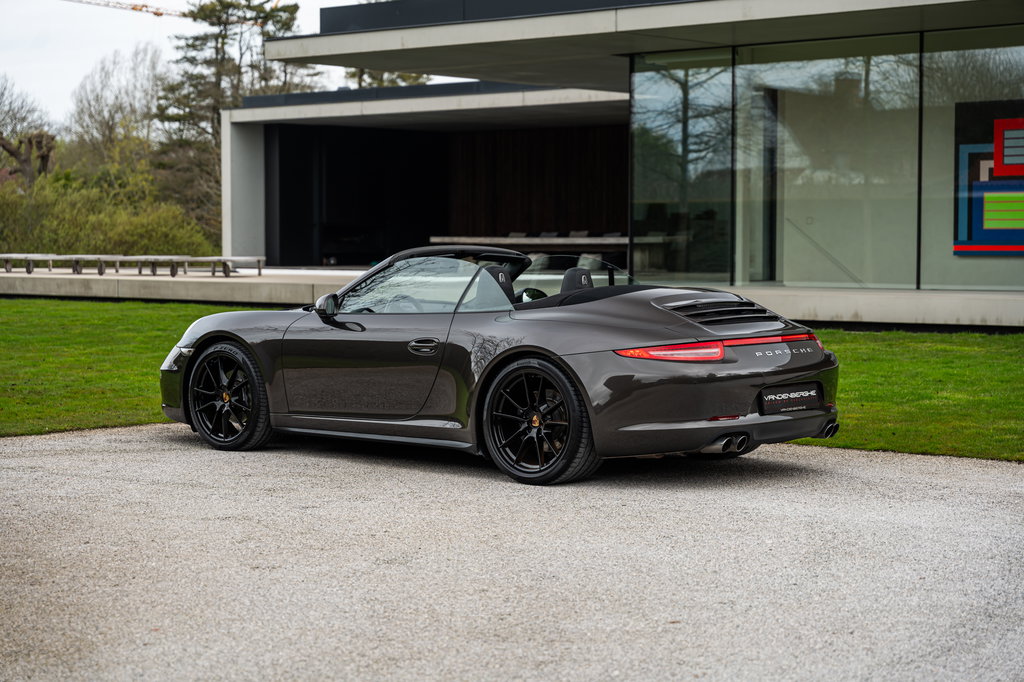 Porsche 991 Carrera 4