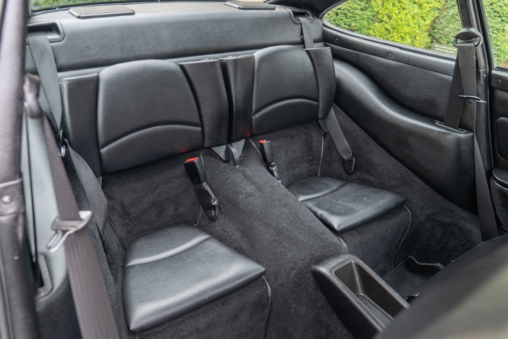 Porsche 993 Carrera 4