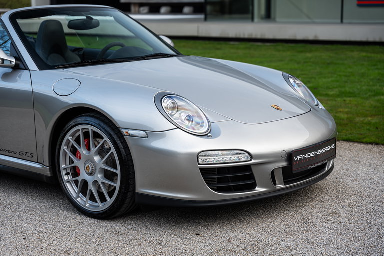 Porsche 997.2 Carrera GTS