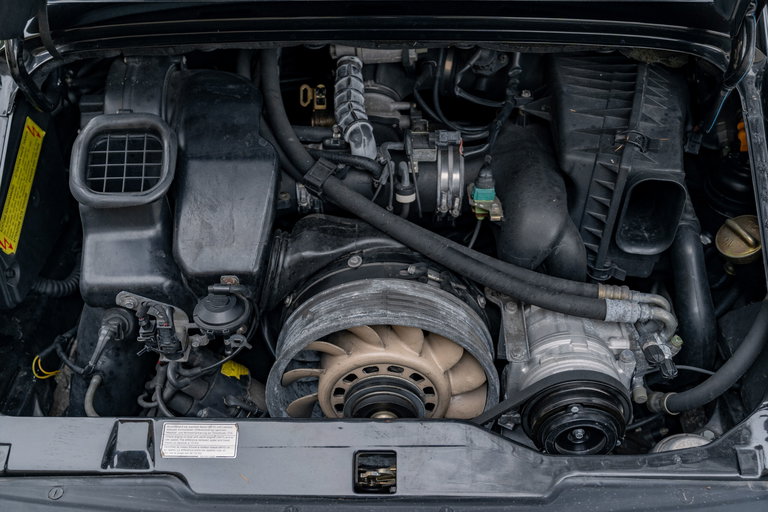 Porsche 993 Carrera 4