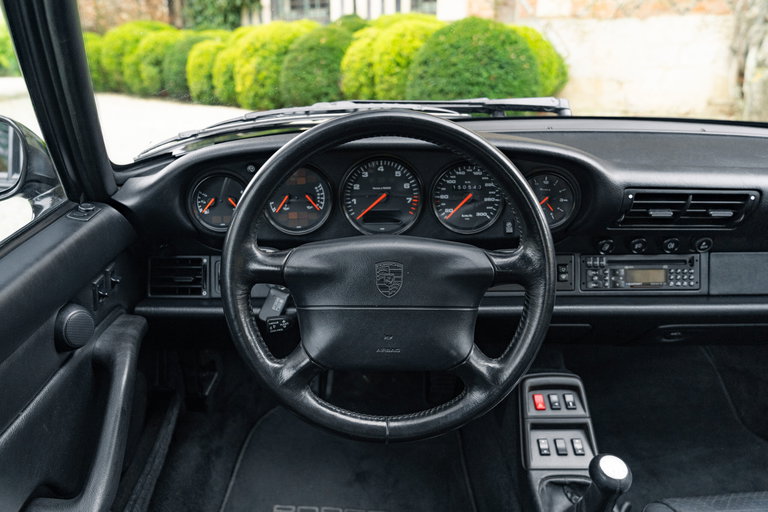 Porsche 993 Carrera 4