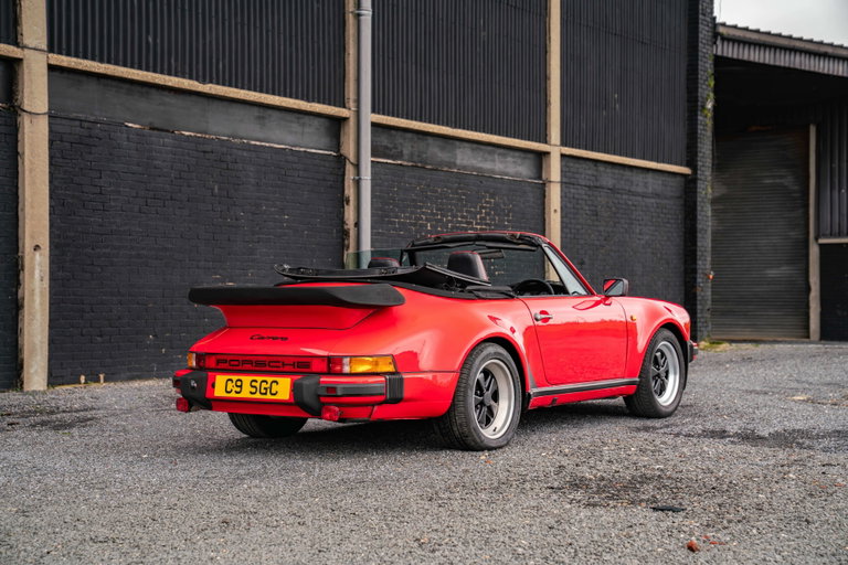 Porsche 911 Carrera 3.2 Supersport