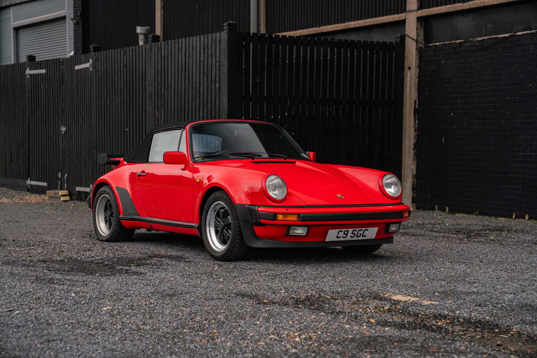 Porsche 911 Carrera 3.2 Supersport