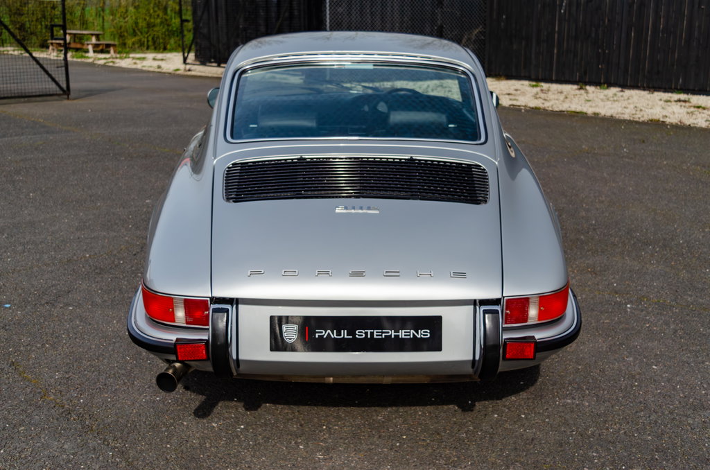 Porsche 911 E