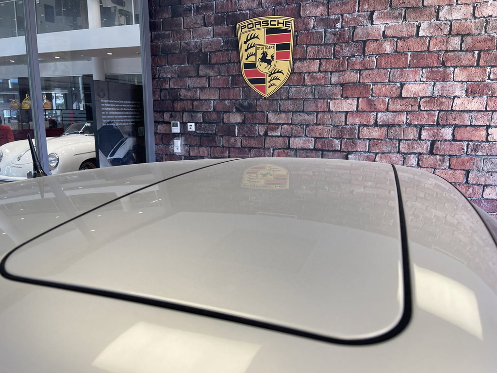 Porsche 993 Carrera 4S