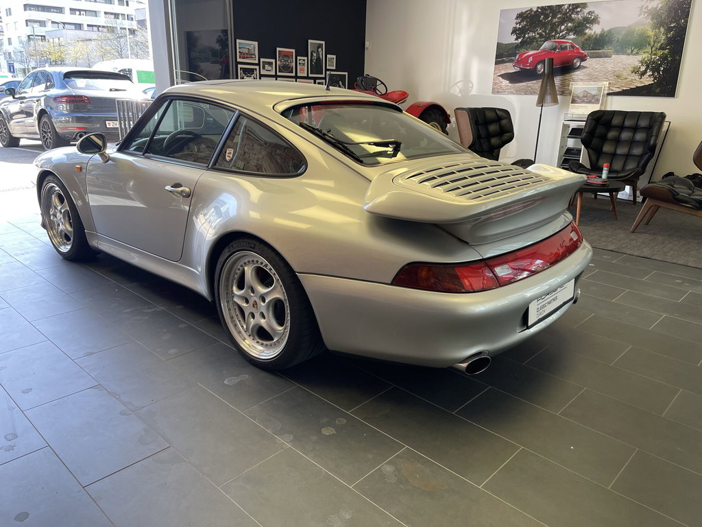 Porsche 993 Carrera 4S