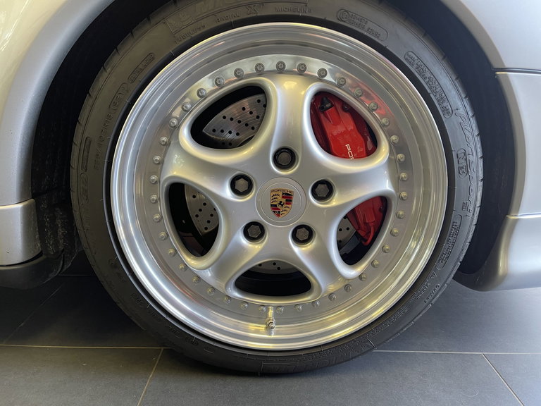 Porsche 993 Carrera 4S