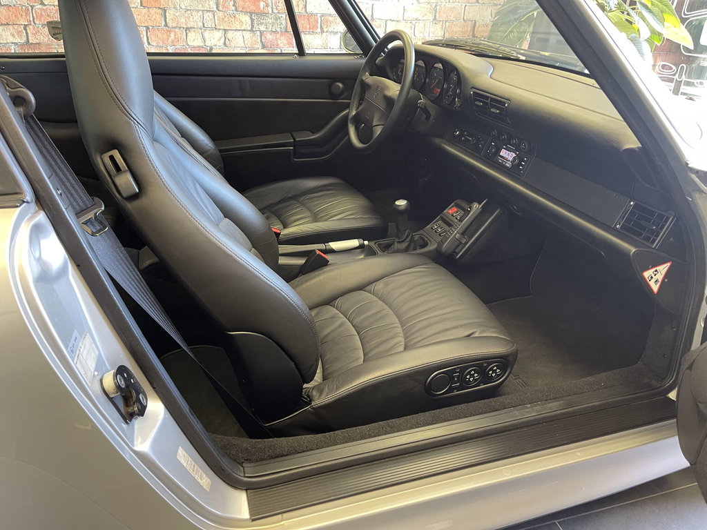 Porsche 993 Carrera 4S