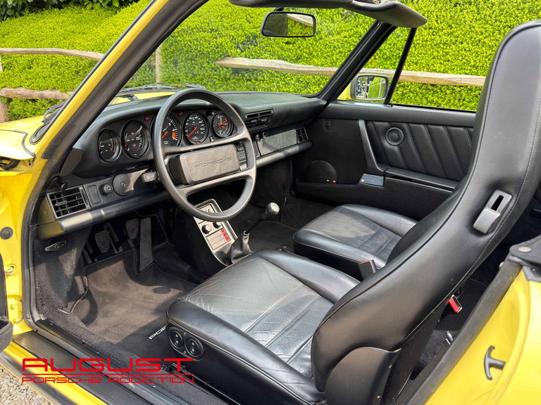 Porsche 911 Carrera 3.2