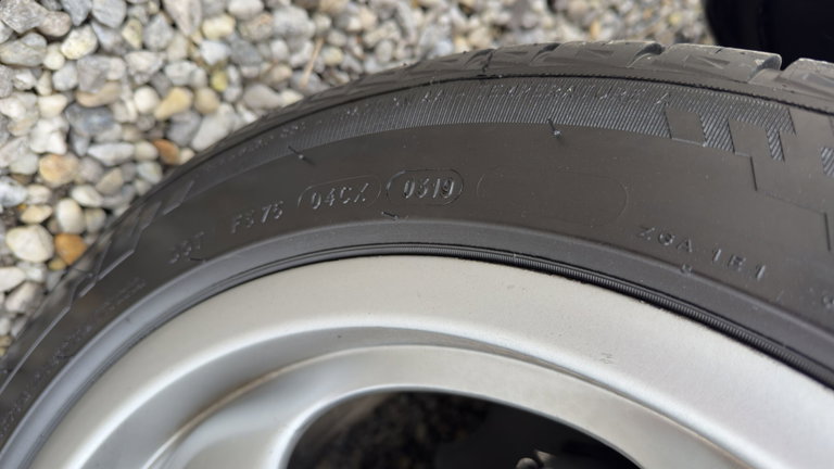 Porsche 993 Carrera 4