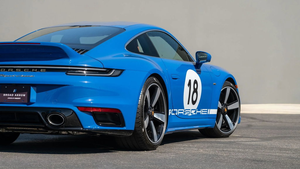 Porsche 992 Sport Classic
