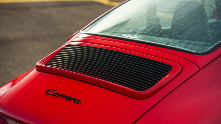 Porsche 964 Carrera 4