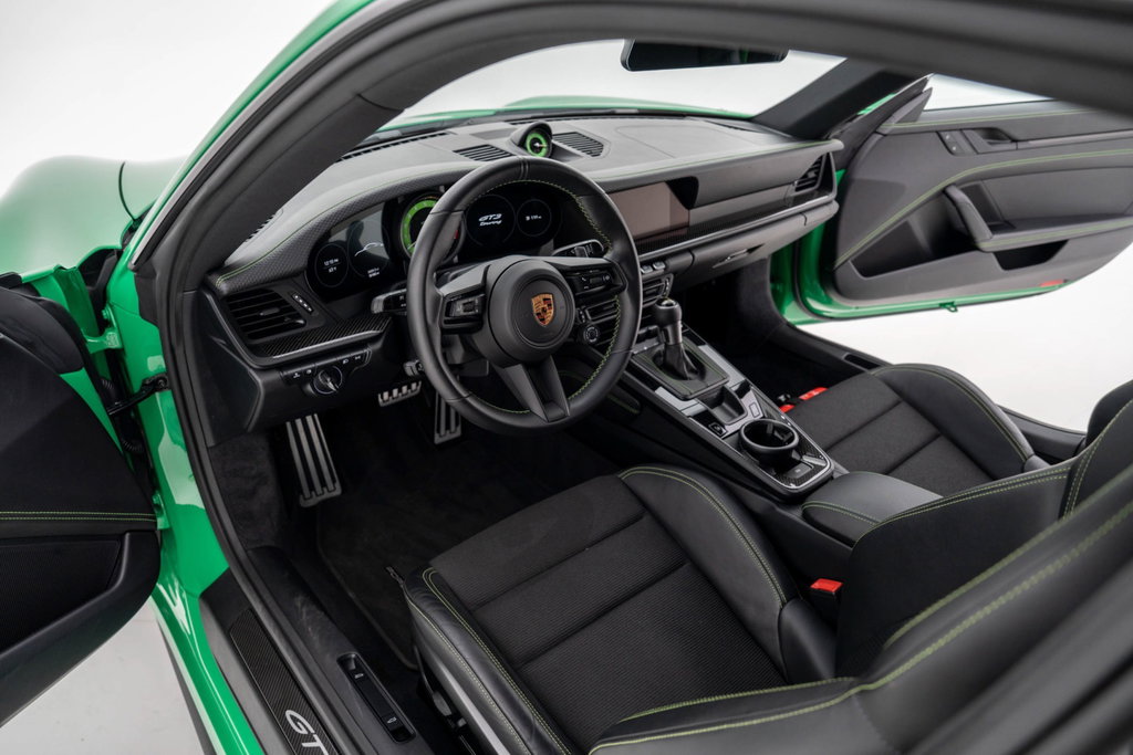 Porsche 992 GT3 Touring