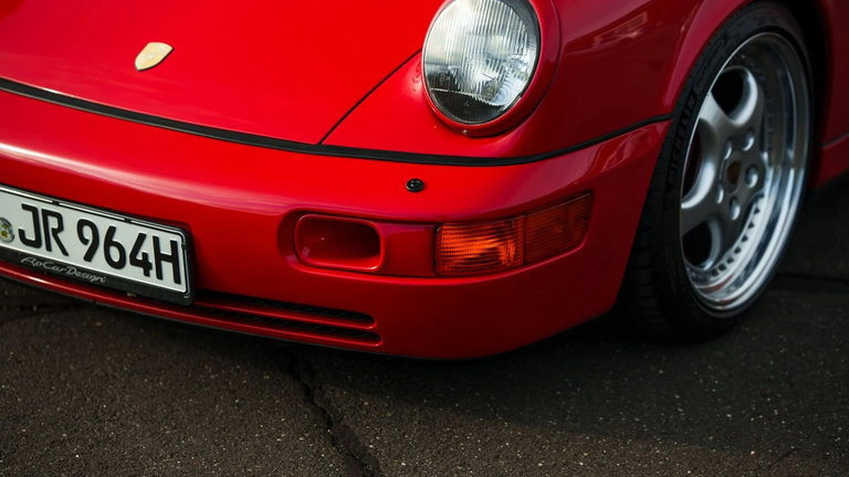Porsche 964 Carrera 4