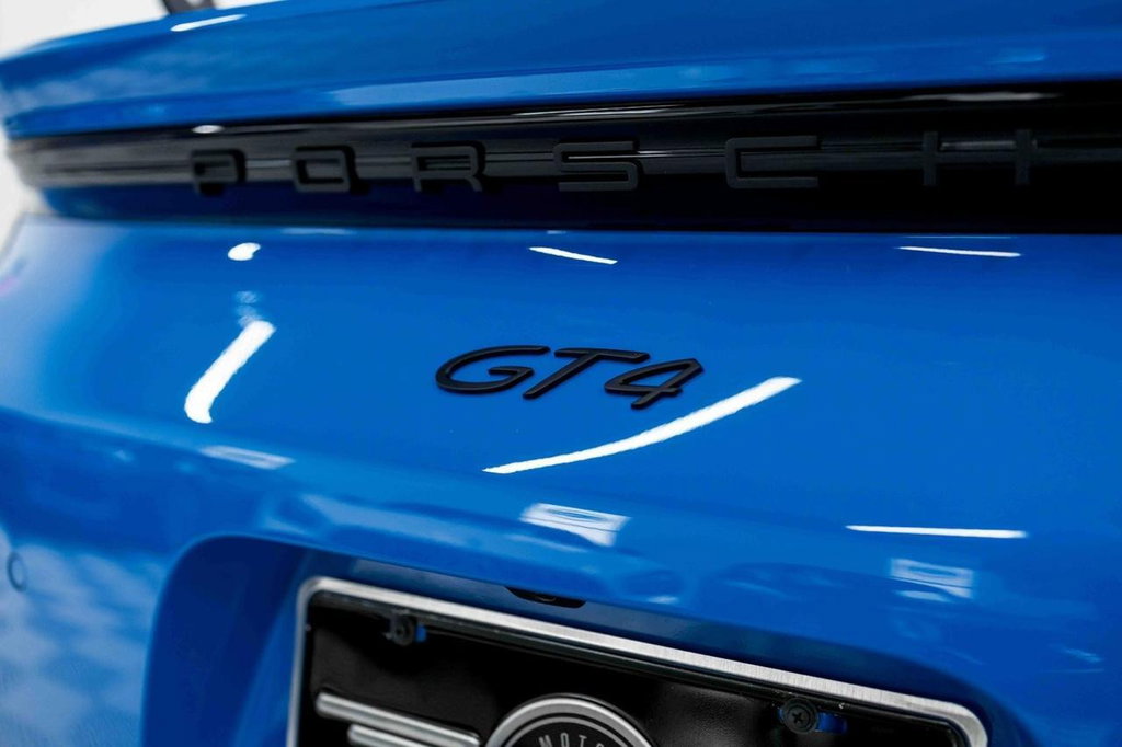 Porsche 718 Cayman GT4