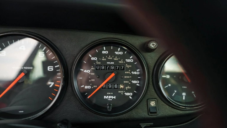 Porsche 964 Carrera 4