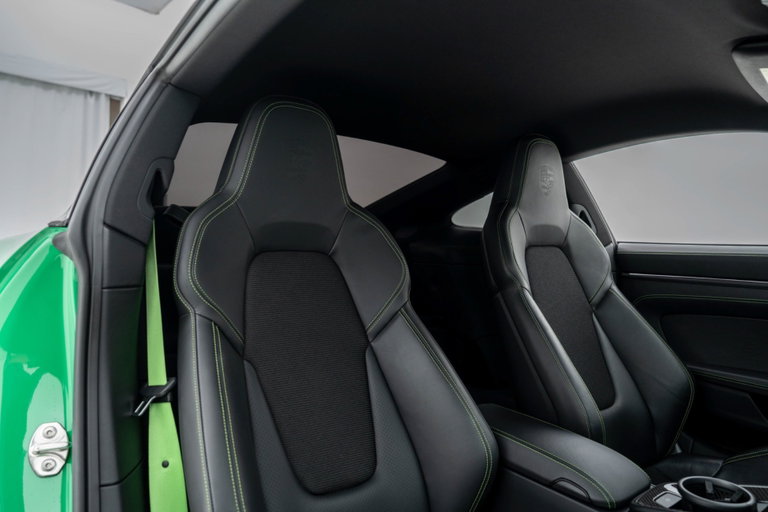 Porsche 992 GT3 Touring