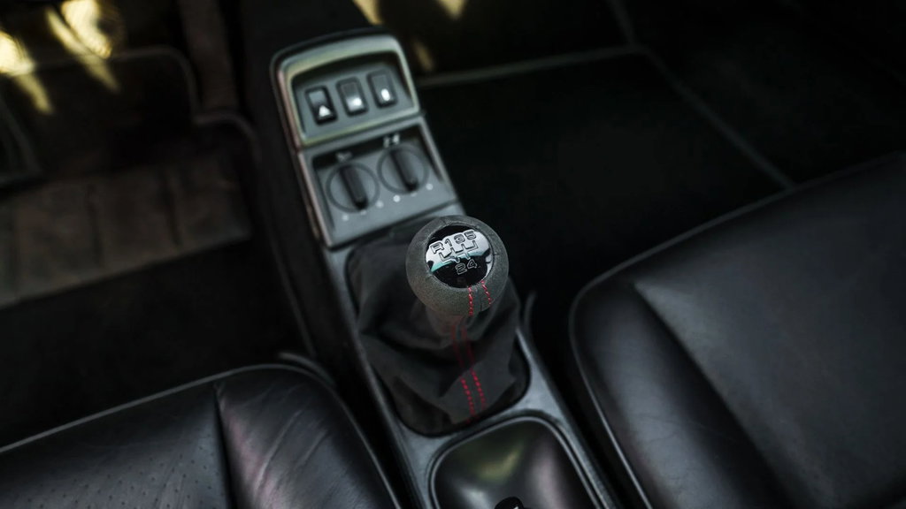 Porsche 964 Carrera 4
