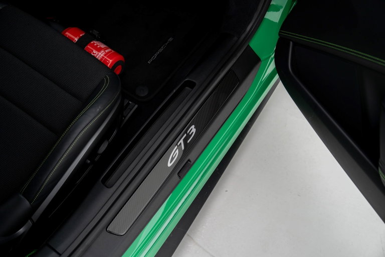 Porsche 992 GT3 Touring
