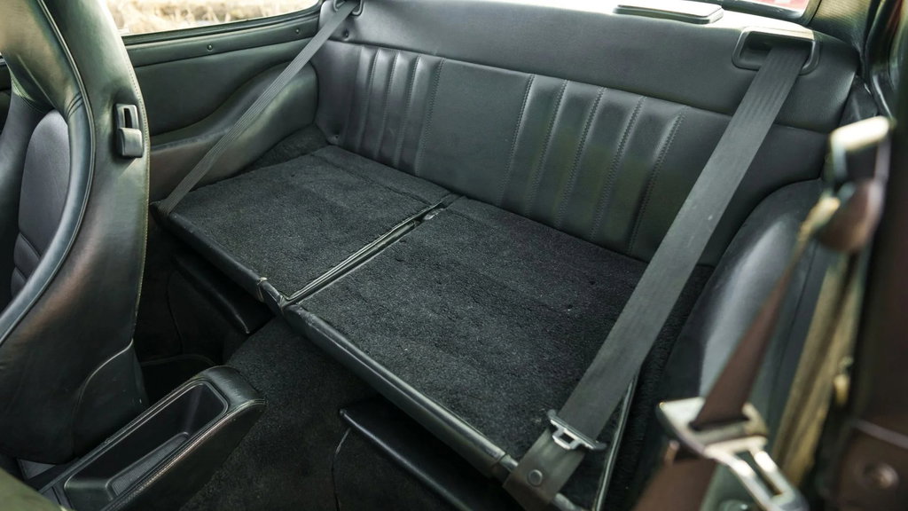 Porsche 964 Carrera 4