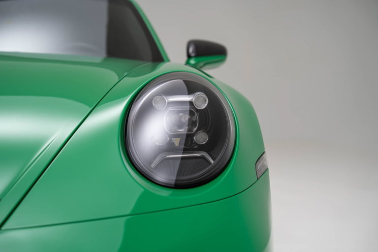 Porsche 992 GT3 Touring