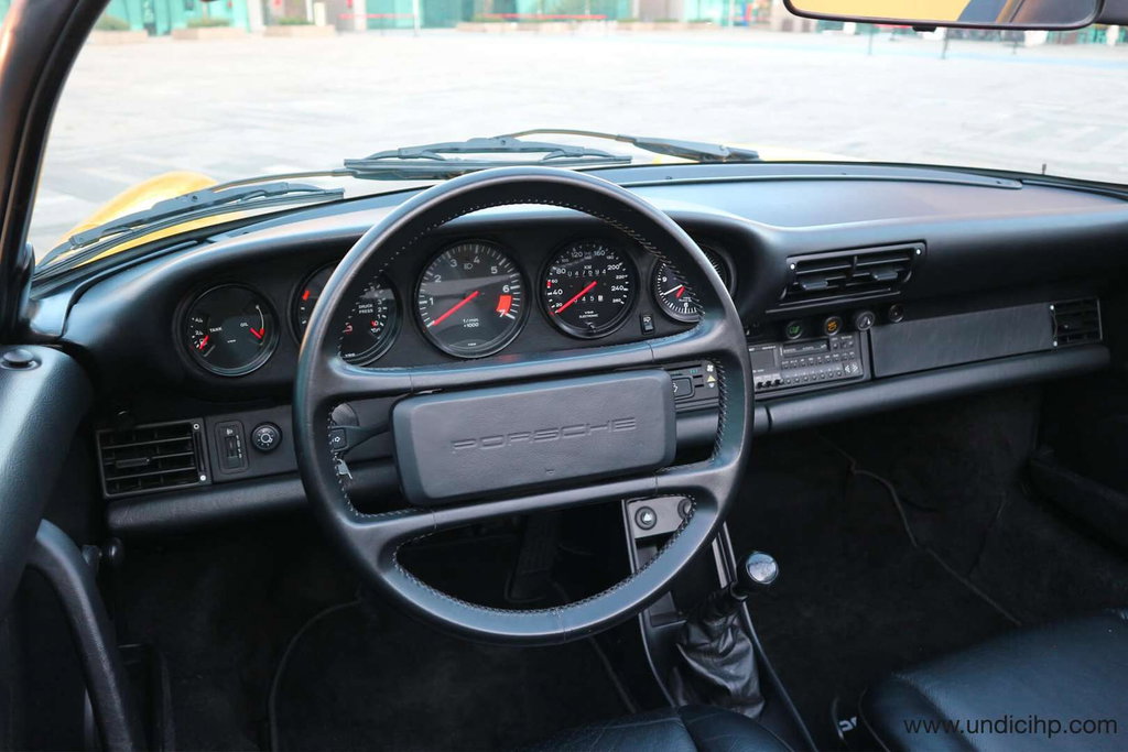 Porsche 911 Carrera 3.2 Speedster