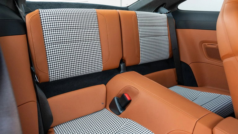 Porsche 992 Sport Classic