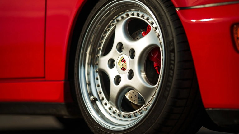 Porsche 964 Carrera 4