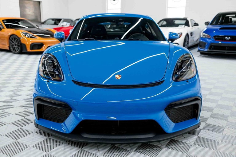 Porsche 718 Cayman GT4