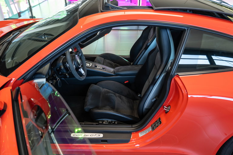 Porsche 991.2 Carrera GTS