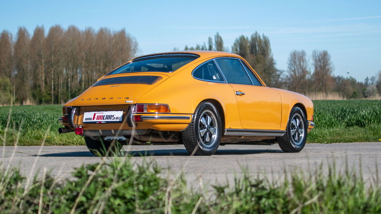 Porsche 911 T