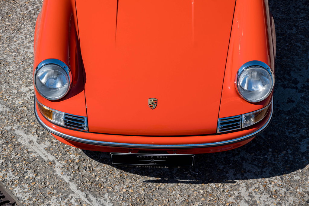 Porsche 911 T