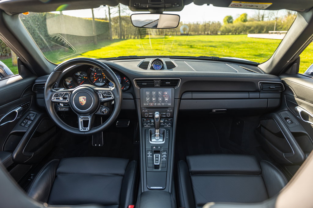 Porsche 991.2 Carrera 4 GTS