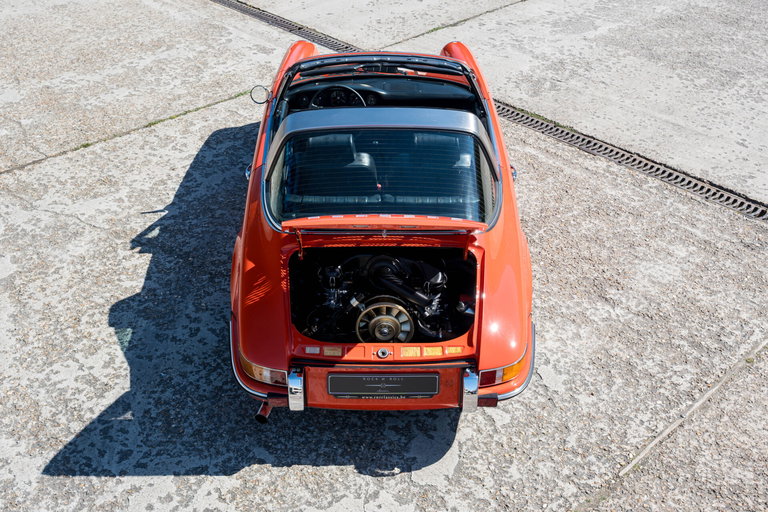 Porsche 911 T