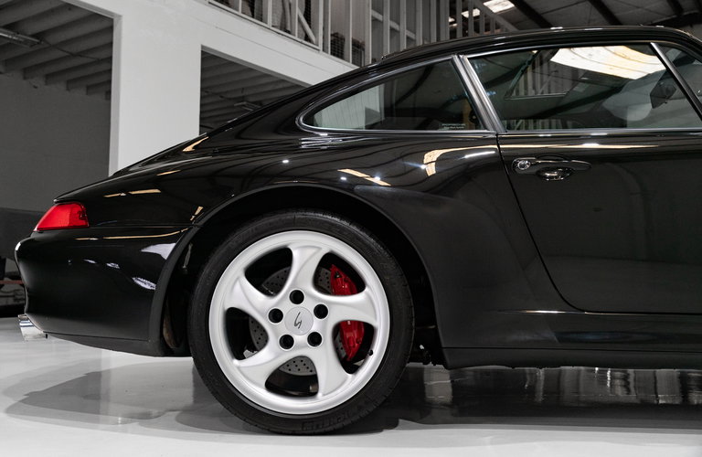 Porsche 993 Carrera 4S